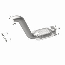 Load image into Gallery viewer, MagnaFlow Direct Fit Catalytic Converter 02-04 Ford Focus L4-2.0L