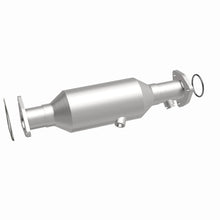 Load image into Gallery viewer, MagnaFlow Direct Fit Catalytic Converter 99-02 Odyssey 3.5L OEM