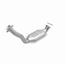 Load image into Gallery viewer, MagnaFlow Direct Fit Catalytic Converter 97-01 Explorer-Mountaineer