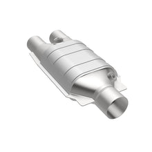 Load image into Gallery viewer, MagnaFlow Universal Catalytic Converter 2.5/2 single/dual O2 OEM