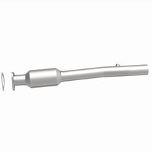 Load image into Gallery viewer, MagnaFlow Direct Fit Catalytic Converter 2000-2002 Ford E-150/E-250/E-350 Ecoline/Super Duty