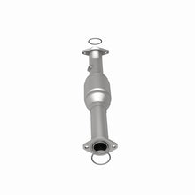 Load image into Gallery viewer, MagnaFlow Direct Fit Catalytic Converter 05-09 Toyota Tacoma 4.0L P/S Rear