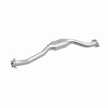 Load image into Gallery viewer, MagnaFlow Direct Fit Catalytic Converter 04-06 Colorado 2.8/3.5