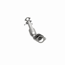 Load image into Gallery viewer, MagnaFlow Direct Fit Catalytic Converter 99-02 Oldsmobile Intrigue