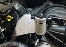 Load image into Gallery viewer, J&amp;L 11-24 Dodge Charger SRT 6.4L Hemi Passenger Side Oil Separator 3.0 - Clear Anodized - GTR Auto