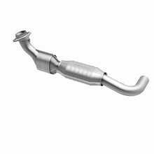 Load image into Gallery viewer, MagnaFlow Direct Fit Catalytic Converter 01-03 F150 5.4 Driver Side OEM