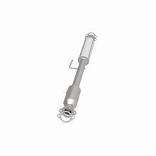 Load image into Gallery viewer, MagnaFlow Direct Fit Catalytic Conv 11-14 Sonata 2.4L Underbody (OEM Grade Federal / EPA Compliant)