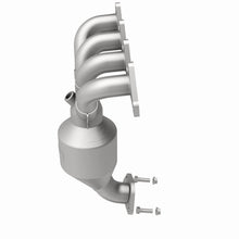 Load image into Gallery viewer, MagnaFlow Direct Fit Catalytic Converter 10-11 Hyundai Accent 1.6L
