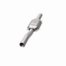 Load image into Gallery viewer, MagnaFlow Direct Fit Catalytic Converter 02-04 Jeep Grand Cherokee 4.0L Rear