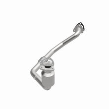 Load image into Gallery viewer, MagnaFlow Direct Fit Catalytic Converter 00-03 Saturn 3L Front CA