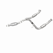 Load image into Gallery viewer, MagnaFlow Direct Fit Catalytic Converter 04 Lincoln Aviator 4.6L