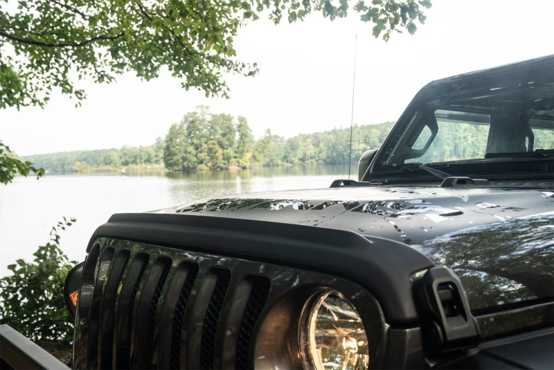Bushwacker 18-19 Jeep Wrangler Rubicon/Sport//Unlimited/Sport S Hood Stone Guard- Black - GTR Auto