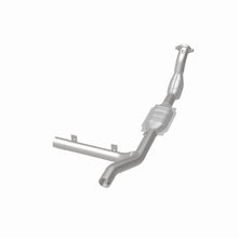 Load image into Gallery viewer, MagnaFlow Direct Fit Catalytic Converter 97-98 Ford Expedition 4.6