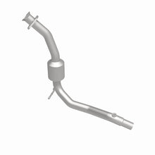 Load image into Gallery viewer, MagnaFlow Direct Fit Catalytic Converter 96-97 Chrysler Concorde 3.5L