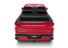 Load image into Gallery viewer, Truxedo 15-20 GMC Canyon &amp; Chevrolet Colorado 6ft Lo Pro Bed Cover - GTR Auto