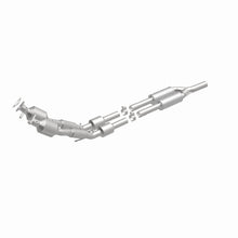 Load image into Gallery viewer, MagnaFlow Direct Fit Catalytic Converter 2012-2015 Passat (B7) 3.6L V6 OEM Grade