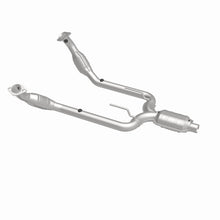 Load image into Gallery viewer, MagnaFlow Direct Fit Catalytic Converter Thunderbird-Cougar 95-96