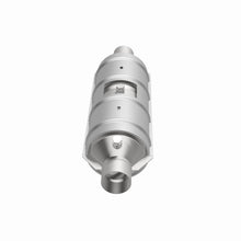 Load image into Gallery viewer, MagnaFlow Ford E-350 Econoline/ 99 -19 F-250/F-350/F-450 SD Direct Fit Catalytic Converter