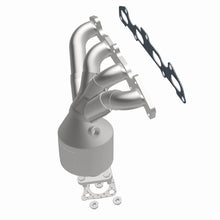 Load image into Gallery viewer, MagnaFlow Direct Fit Catalytic Converter 00-03 Kia Rio 1.5L/1.6L