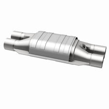 Load image into Gallery viewer, MagnaFlow Universal Catalytic Converter 2 D/D W/O2 Boss