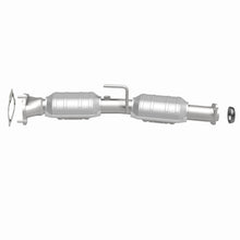 Load image into Gallery viewer, MagnaFlow Direct Fit Catalytic Converter 2001-05 Explorer 4.0L Sport Trac Rear Section