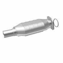 Load image into Gallery viewer, MagnaFlow Direct Fit Catalytic Converter 05-07 Ford Freestyle 3.0L