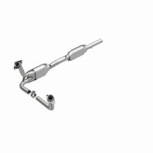 Load image into Gallery viewer, MagnaFlow Direct Fit Catalytic Converter 96 Bronco F150/F250 2 Conv