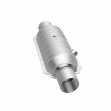Load image into Gallery viewer, MagnaFlow Universal Catalytic Converter 2.50 HM Angled O2