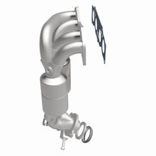 Load image into Gallery viewer, MagnaFlow Direct Fit Catalytic Converter 01-03 Toyota RAV4 2.0L