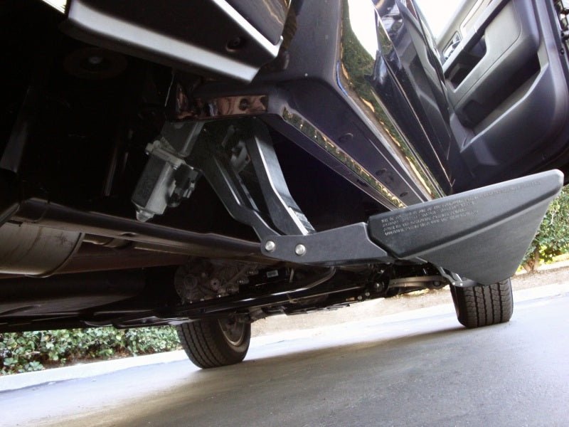 AMP Research 2013-2015 Dodge Ram 1500/2500/3500 All Cabs PowerStep Plug N Play - Black - GTR Auto