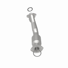Load image into Gallery viewer, MagnaFlow Direct Fit Catalytic Converter 93-97 Lexus GS300 / 92-98 SC300 3.0L Front