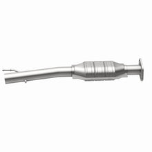 Load image into Gallery viewer, MagnaFlow Direct Fit Catalytic Converter 2005 Ford Escape 3.0L