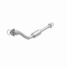 Load image into Gallery viewer, MagnaFlow Direct Fit Catalytic Converter 99-02 GM Alero/Sunfire 2.4L