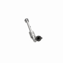 Load image into Gallery viewer, MagnaFlow Direct Fit Catalytic Converter 98-01 GM MidSize 3.1L