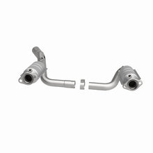 Load image into Gallery viewer, MagnaFlow Direct Fit Catalytic Converter Raider 2006 8 4.7L