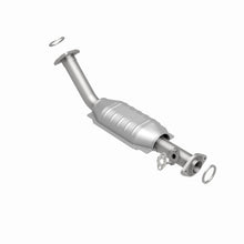 Load image into Gallery viewer, MagnaFlow Direct Fit Catalytic Converter 00-04 Tundra 4.7L P/S OEM