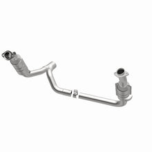 Load image into Gallery viewer, MagnaFlow Direct Fit Catalytic Converter RAM Pickup 2006 8 5.7L