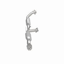 Load image into Gallery viewer, MagnaFlow Direct Fit Catalytic Converter 96-99 Ford Taurus3.0L 50S