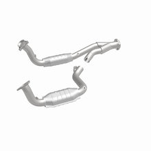 Load image into Gallery viewer, MagnaFlow Direct Fit Catalytic Converter 03-06 Chevy SSR 5.3/6.0 OEM