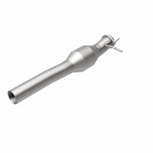 Load image into Gallery viewer, MagnaFlow Direct Fit Catalytic Converter 00-03 Ford F250/350 SD 7.3