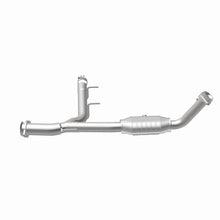 Load image into Gallery viewer, MagnaFlow Direct Fit Catalytic Converter 05 Expedition P/S 5.4L OEM