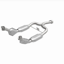 Load image into Gallery viewer, MagnaFlow Direct Fit Catalytic Converter 94-95 Ford Mustang 3.8L Tier 1 (California)