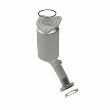 Load image into Gallery viewer, MagnaFlow Direct Fit Catalytic Converter 04 Chevy Malibu 3.5L