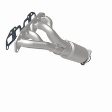 Load image into Gallery viewer, MagnaFlow Direct Fit Catalytic Converter 05-13 Nissan Frontier 2.5L