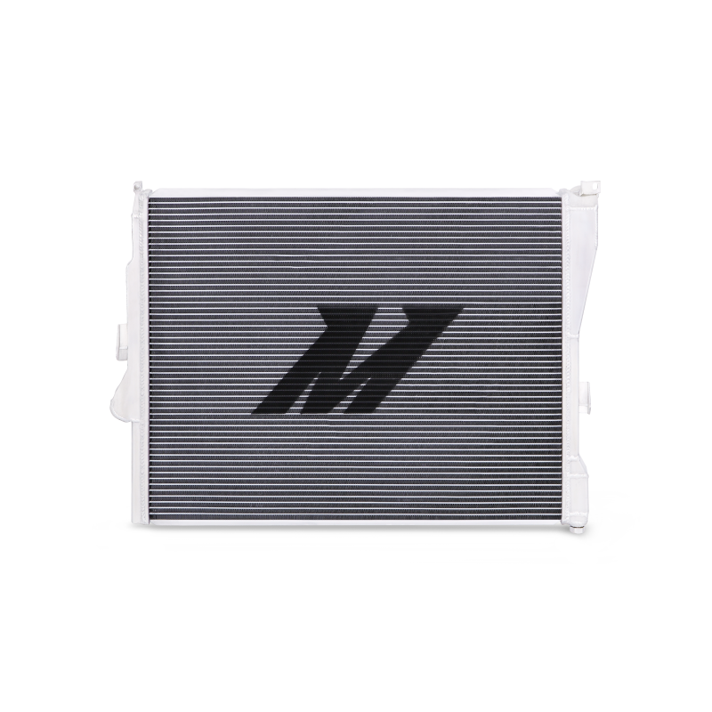 Mishimoto 99-06 BMW 323i/323i/328i/330i w/ Auto Transmission Performance Aluminum Radiator - GTR Auto