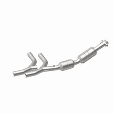 Load image into Gallery viewer, MagnaFlow Direct Fit Catalytic Converter 05-07 Ford E150 4.6L Passenger Side