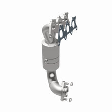 Load image into Gallery viewer, MagnaFlow DF Cat Conv 07-11 Chrysler Sebring 2.7L Fr Manifold / 08-10 Dodge Avenger 2.7L Fr Manifold