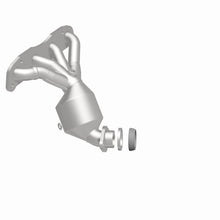 Load image into Gallery viewer, MagnaFlow Direct Fit Catalytic Converter 09-14 Sentra 2.0L Manifold