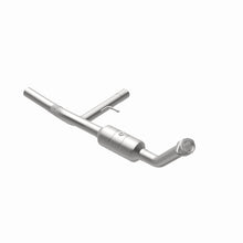 Load image into Gallery viewer, MagnaFlow Direct Fit Catalytic Converter F-150 04-06 8 4.6L
