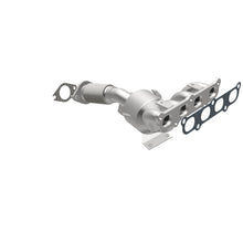 Load image into Gallery viewer, MagnaFlow Direct Fit Catalytic Converter 2011 Ford Fiesta 1.6L 4